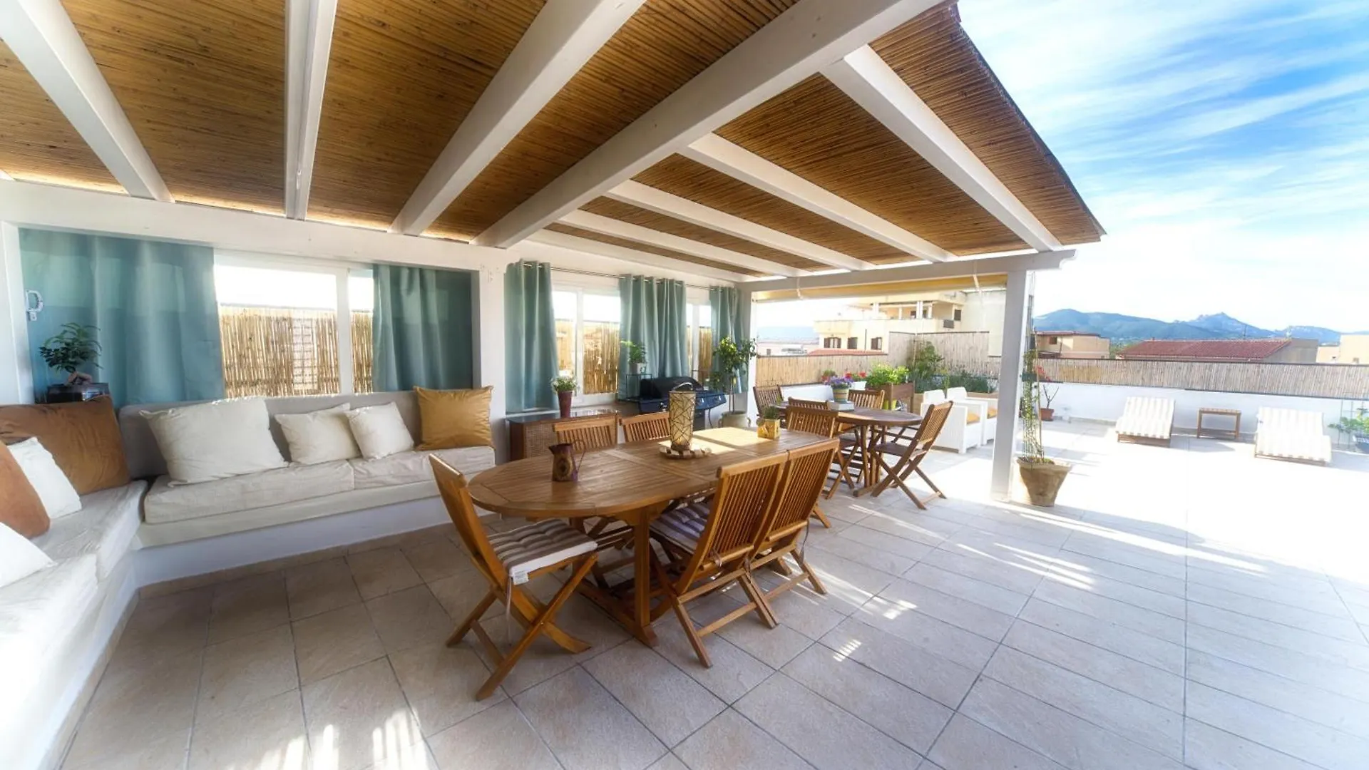 Maison d'hôtes Terrace Rooms Olbia Center